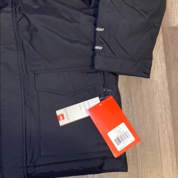 ✅The North Face Artigas Parka Boys Winter Jacket✅ - Picture 4 of 8